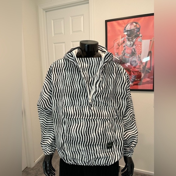 Digital zebra stripes Anchor hood jacket - Picture 4 of 6